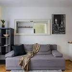 Chic Apartments - Modern And Cozy - Central Location - Zelazna