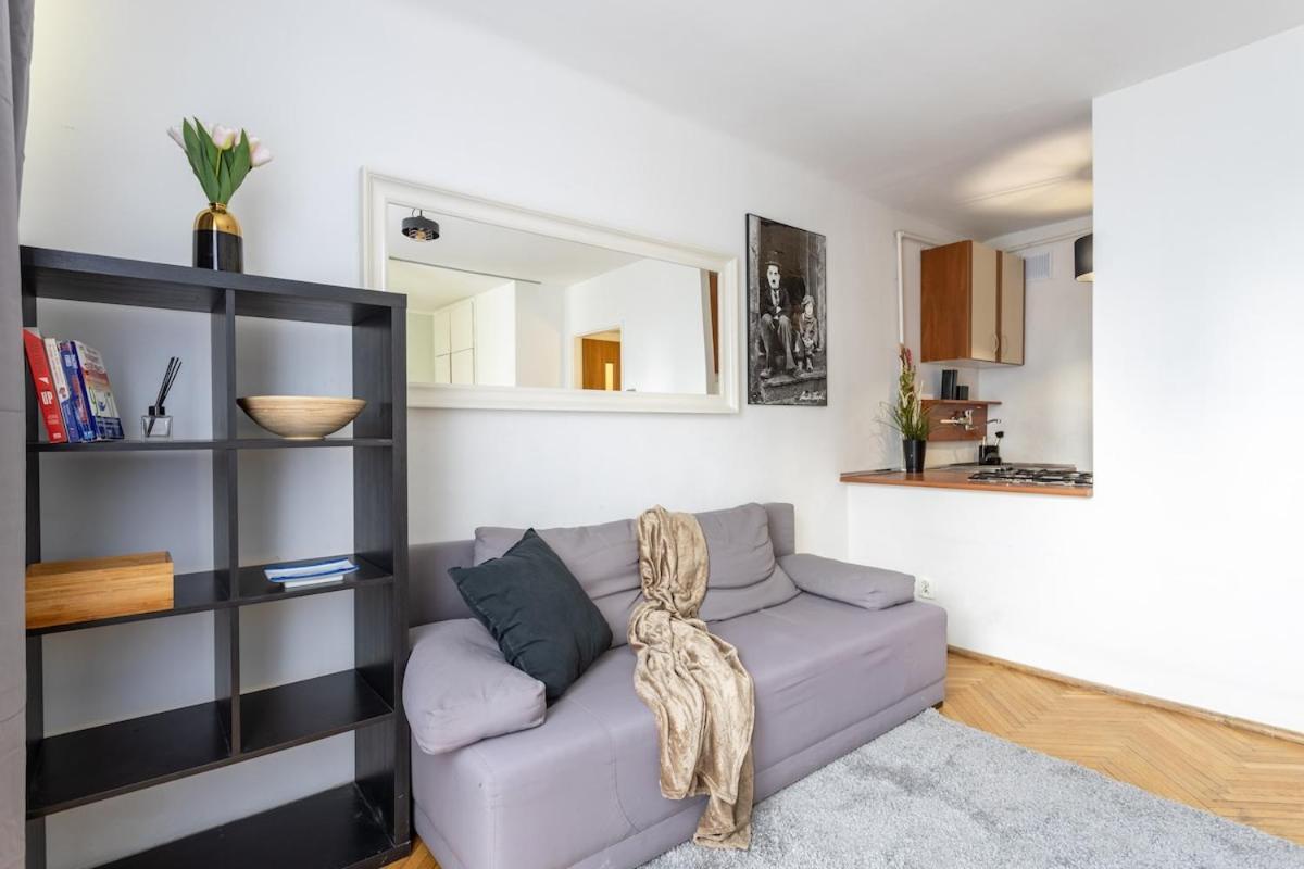 Chic - Modern And Cozy - Location - Zelazna Warszawa